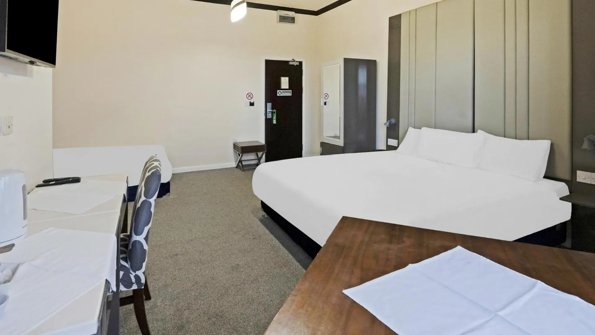 Oyo The Baltimore Hotel Middlesbrough
