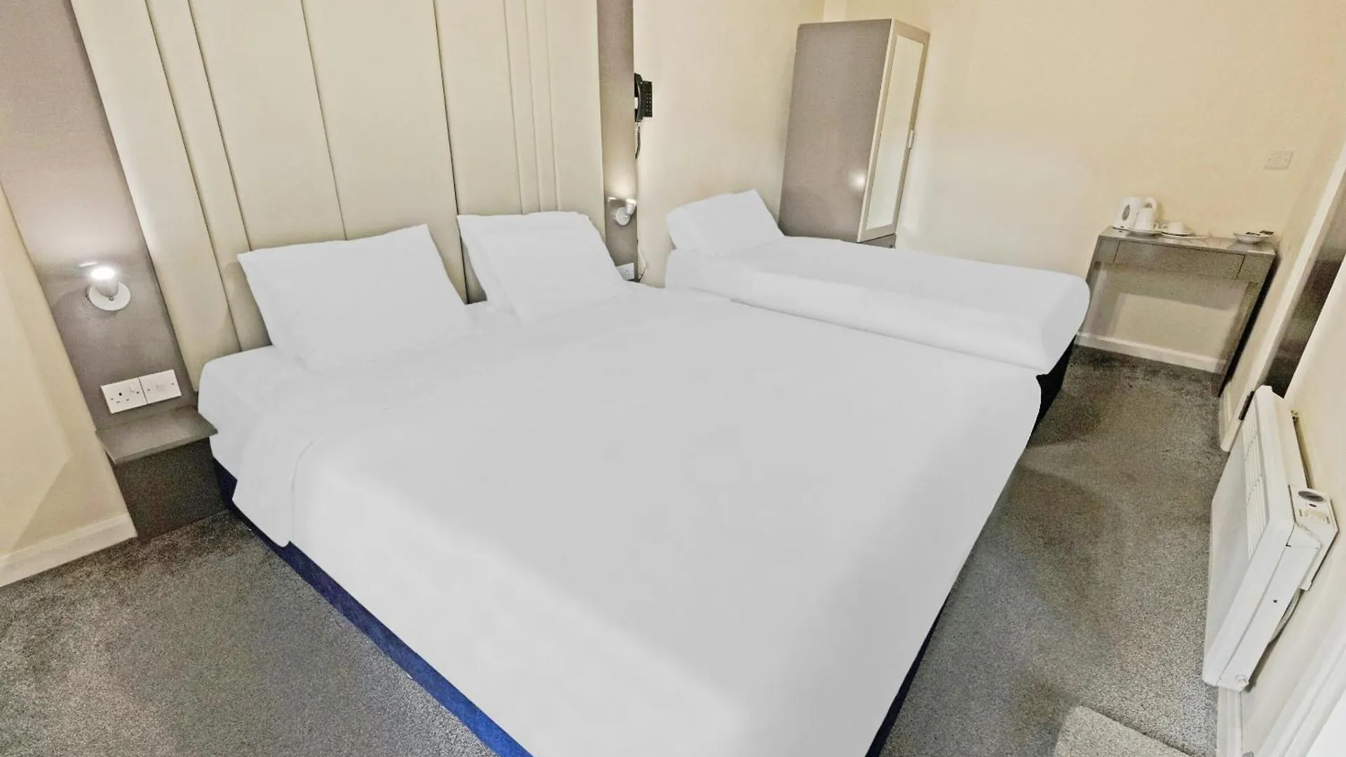 Oyo The Baltimore Hotel Middlesbrough 3*,