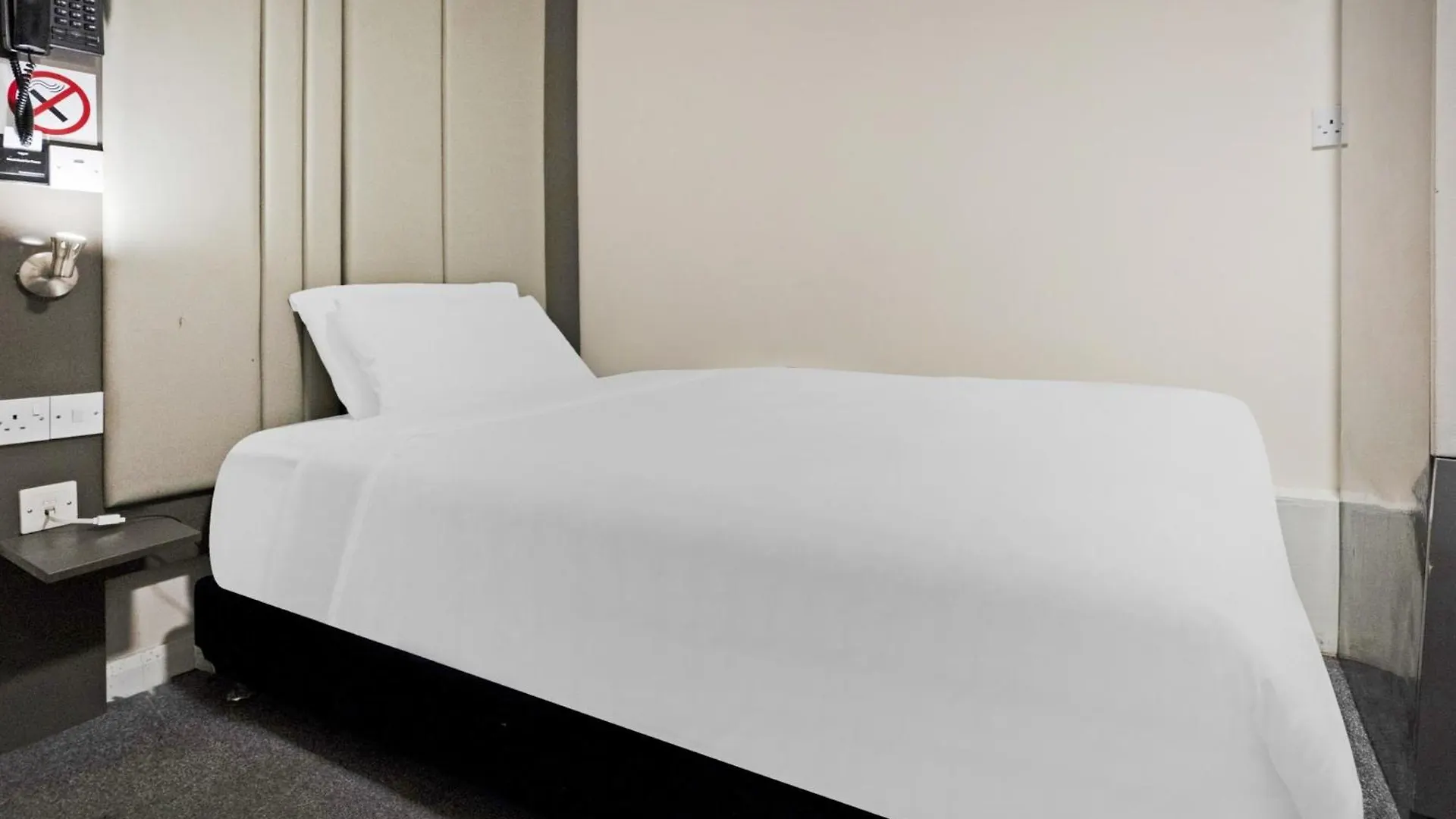 Oyo The Baltimore Hotel Middlesbrough