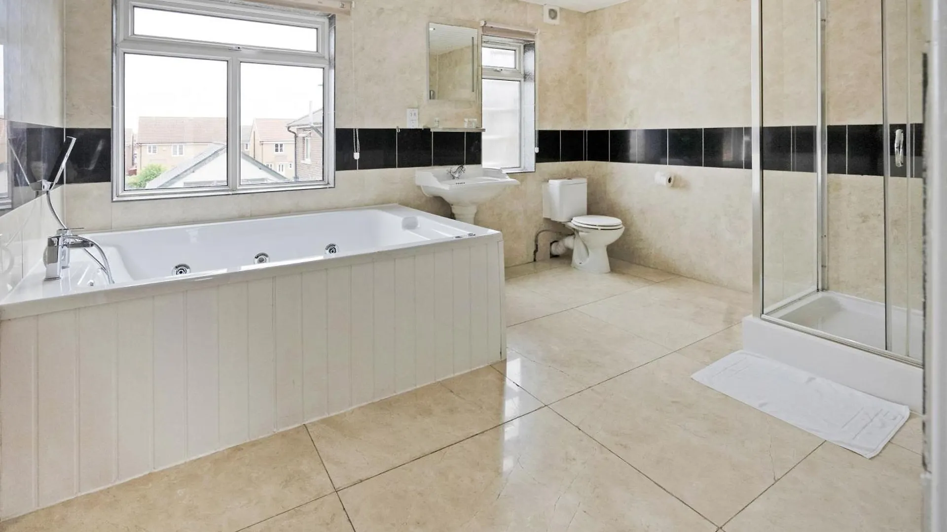 Oyo The Baltimore Hotel Middlesbrough